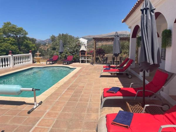 Villa in Alcaucin, Malaga