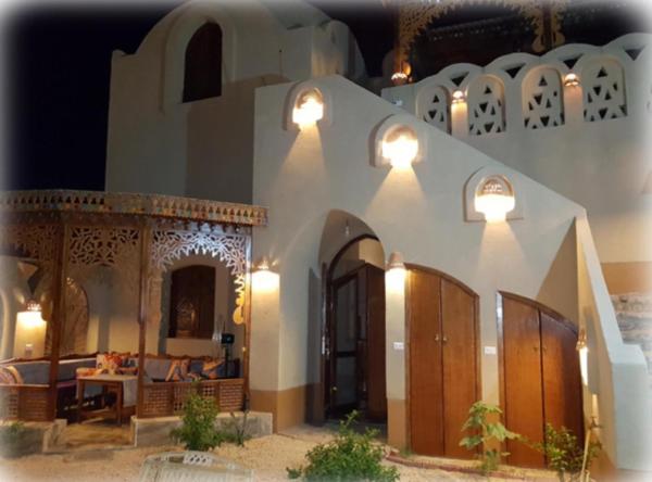 Auf dem Foto ist das Objekt Harmony Villas Luxor Egypt in der Stadt Al Qurnah zu sehen.