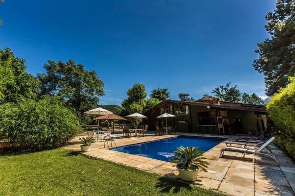 På bildet vises objektet Hotel Colinas de Petropolis som ligger i byen Petrópolis.