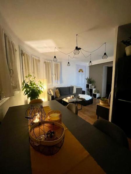 A la foto es mostra l'objecte Appartement au coeur de Céreste-en-Luberon situat a la ciutat de Céreste.