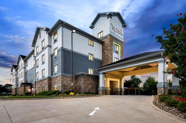 Foto 3: Spark By Hilton Longview
