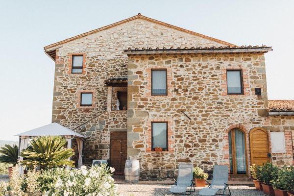 Podere Biricocolo - Il Cortile - Rapolano Terme