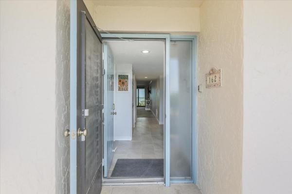 Compass Point 162の写真6