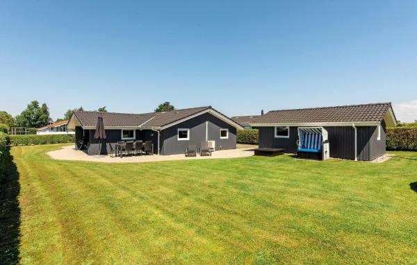 På billedet ses objektet Holiday Home Råde Strandpark Haderslev Xii beliggende i byen Aarøsund.