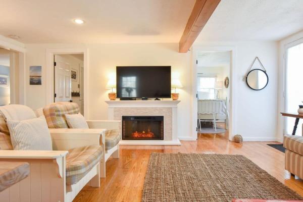 A la foto es mostra l'objecte Lovely Home Minutes from Beach in Chatham situat a la ciutat de Chatham.