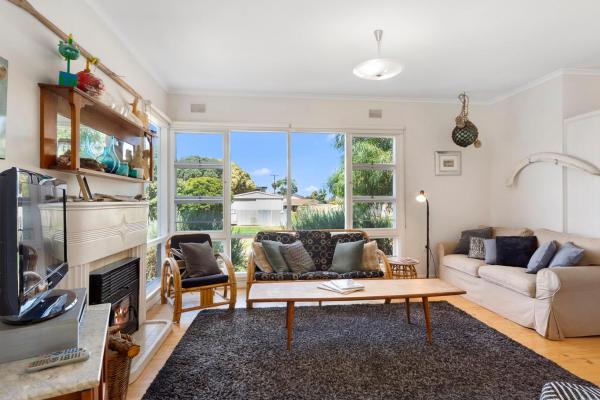 The photo shows the The Cutting Colman Pl Port Elliot - No Linen Included located in the city of Port Elliot.