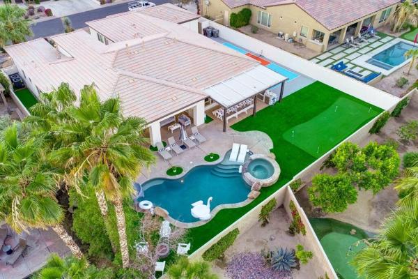Beautiful Pool With Slide, Golf, Pickleball, Gameroom Ferrari - Indio, CA