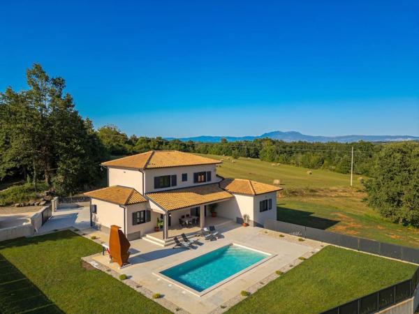 A la foto es mostra l'objecte Villa Temelia by IstriaLux situat a la ciutat de Batlug.