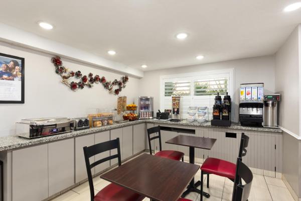 Fotografie 9: Ramada by Wyndham Medford Airport North