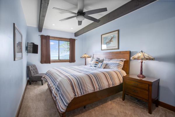 Photo 5 : Pool, Hot Tub, Wood Burning Fireplace, Freshly Remodeled Summer 2022