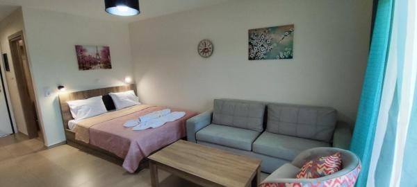 La photo montre l'objet Myrteni studio I situé dans la ville de Néa Péramos.