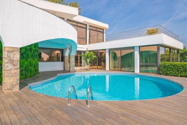 A la foto es mostra l'objecte Villa Emilia, vue mer, Super-Cannes situat a la ciutat de Vallauris.
