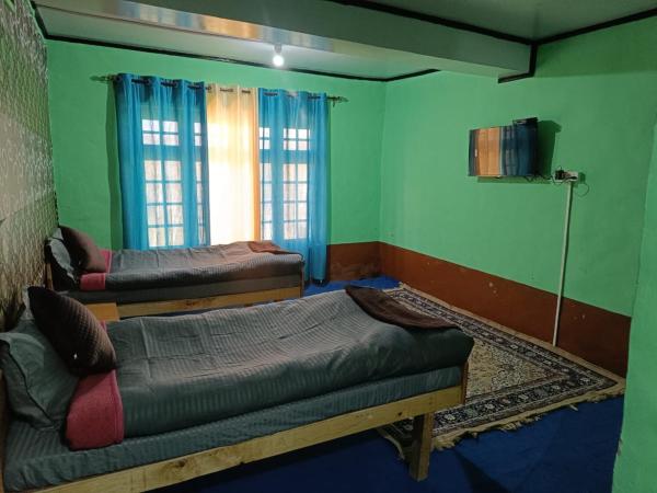 A la foto es mostra l'objecte Padmaling guest house zanskar eco camp situat a la ciutat de Silapi.