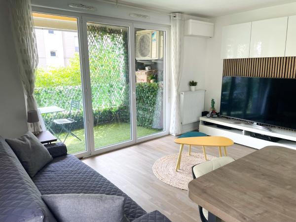 Splendid Modern Duplex With 4 Bedrooms, Very Close To Paris, Metro "Rer A" At 250m, Fast Wifi, Parking - Versailles