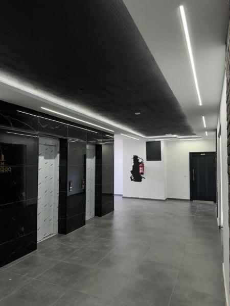 The photo shows the Medi Premium located in the city of Mitrovicë.