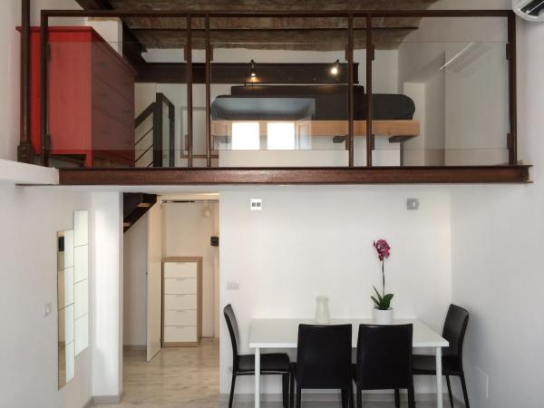 Inner House, Rome