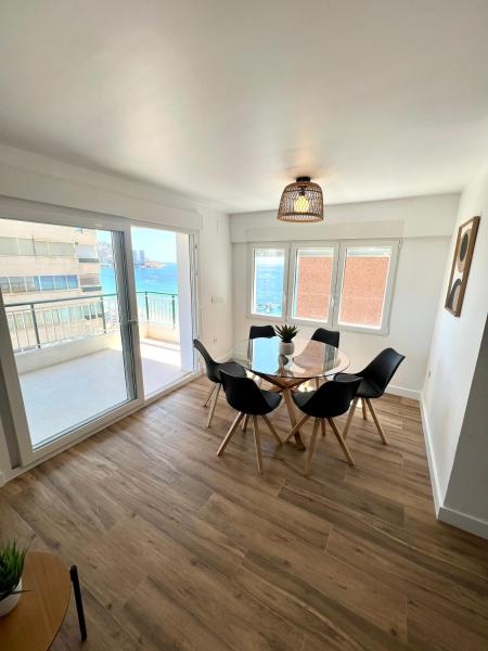 Principado ESTHER BENIDORM VACATION RENTALS FROM 11 NIGHTS, Бенидорм
