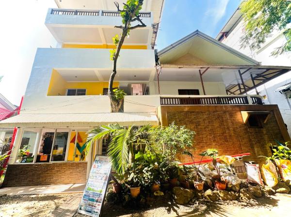 The photo shows the Vicente Aguirre Rooms located in the city of Boracay.