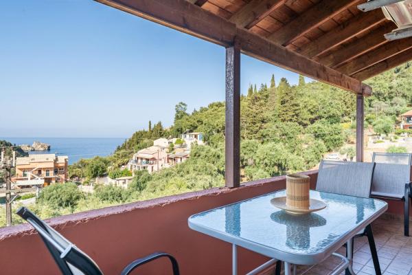 På billedet ses objektet Arianna Grand apartment beliggende i byen Corfu.