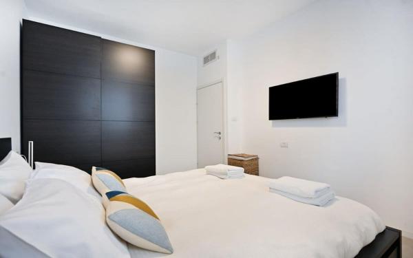 Foto 9: Tranquility 2BR at Trumpeldor by HolyGuest