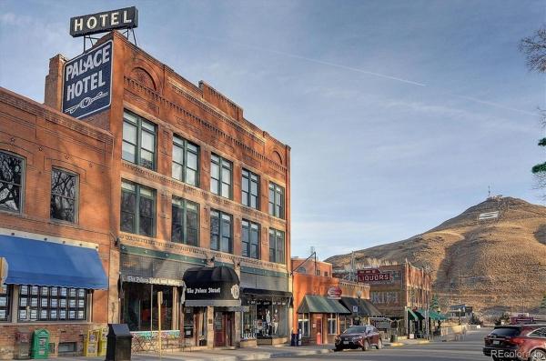 A la foto es mostra l'objecte Cozy Condo In The Historic Palace Hotel, Downtown situat a la ciutat de Salida.