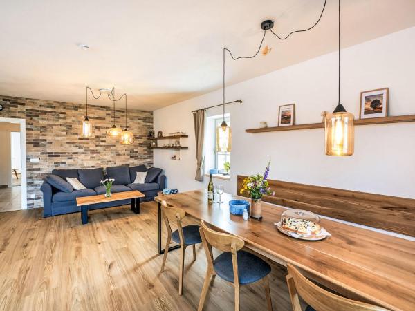 A la foto es mostra l'objecte Apartment Slunečná by Interhome situat a la ciutat de Hory.