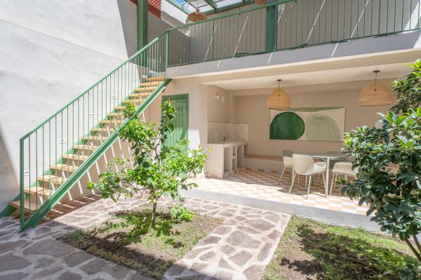 写真にはアルゲーロ市にあるGreen Guest House Algheroが写っています。