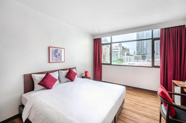 Ruamchitt Plaza Hotel, Bangkok