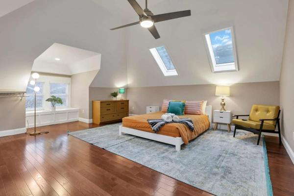 A la foto es mostra l'objecte The Goodale House - 2 Units - 4 BR 5 Bath situat a la ciutat de Columbus.
