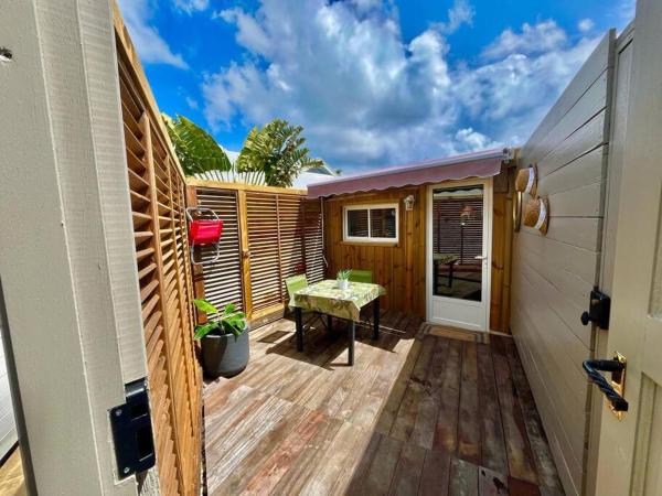 Studio hibiscus 150 m des plages orient bay, Orient Bay