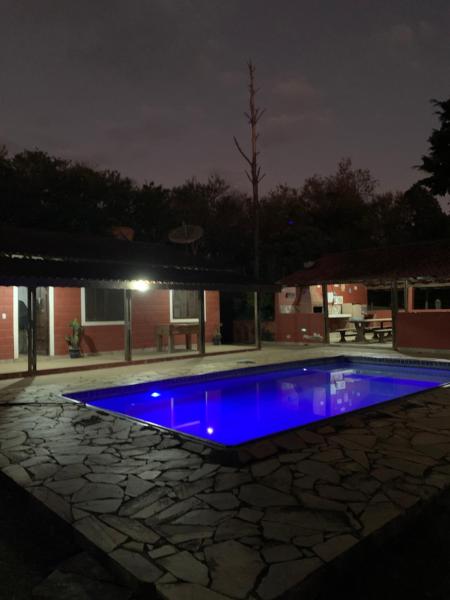 A la foto es mostra l'objecte Chacara Vale Encantado Mairinque situat a la ciutat de Mairinque.