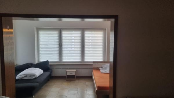 A la foto es mostra l'objecte Rot Monteurzimmer situat a la ciutat de Paderborn.