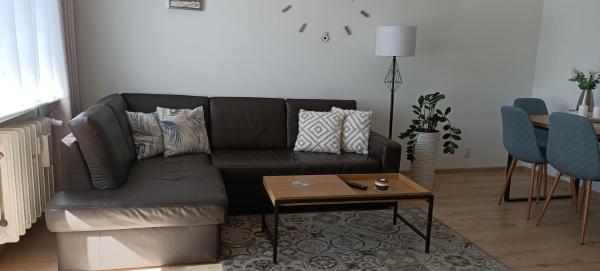 På billedet ses objektet Pomaranczowa Apartment beliggende i byen Binowo.