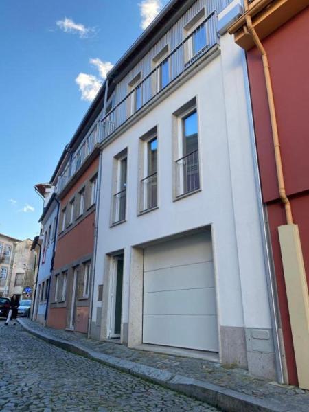 Op de foto is het object Casa Augusta 4 te zien, gelegen in de stad Braga.