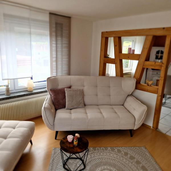 På billedet ses objektet Ferienwohnung vier Jahreszeiten beliggende i byen Burladingen.