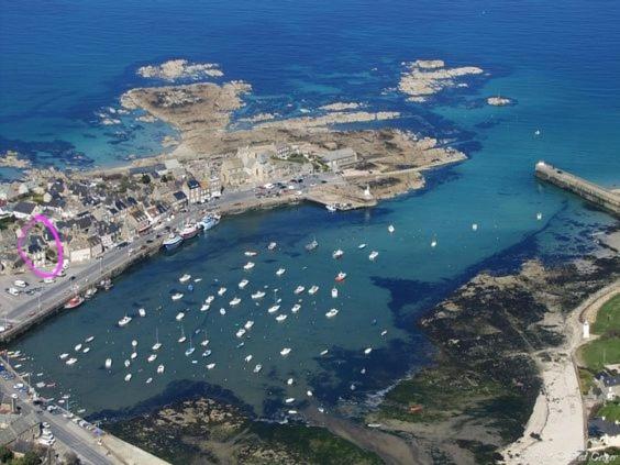 A la foto es mostra l'objecte Élégante maison avec jardin situat a la ciutat de Barfleur.