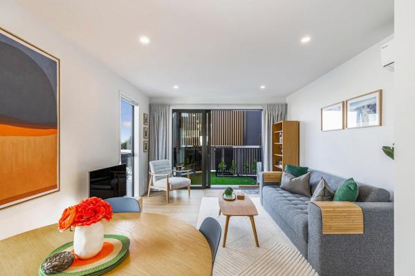 Modern 2BR Townhouse in Mission Bay I Zodiak Stays, Auckland
