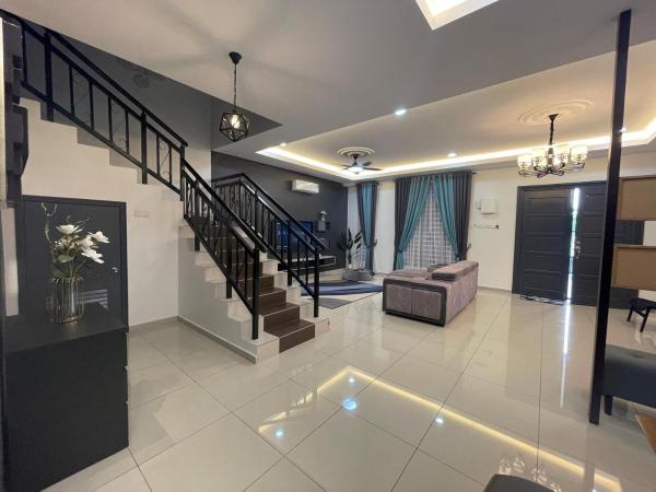 D’lora Homestay - 말라카