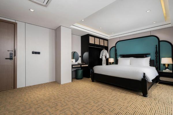 På billedet ses objektet Hanoi International Hotel beliggende i byen Vân Lũng.