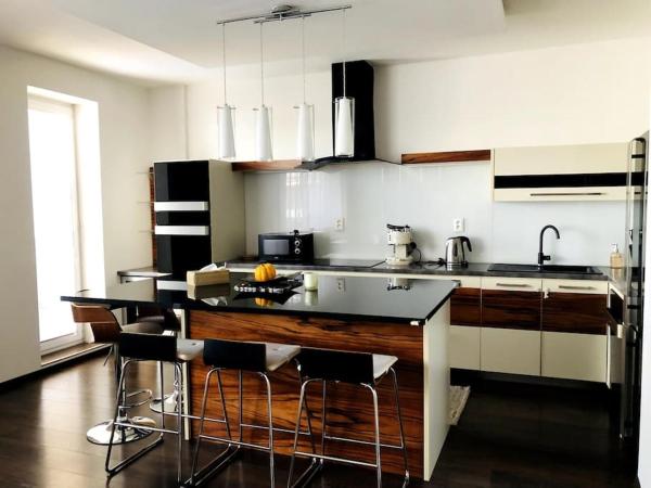 Στη φωτογραφία φαίνεται το αντικείμενο Family Flat in the heart of Senec που βρίσκεται στην πόλη Senec.