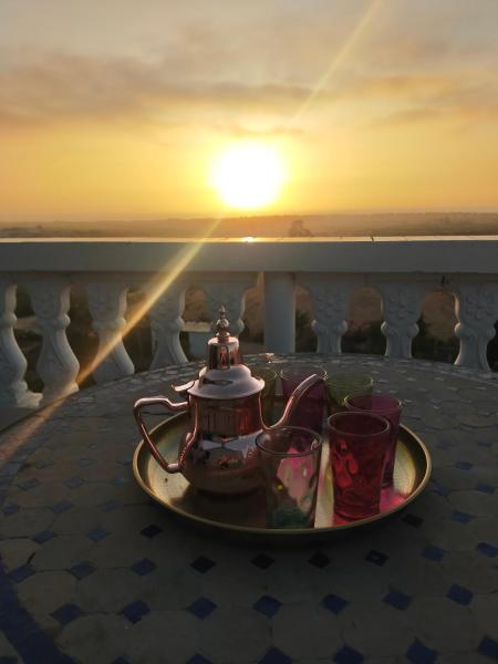 A la foto es mostra l'objecte Panoramic Ocean View Escape - Luxury Duplex in Villa situat a la ciutat de Douar Oulad ben Kheja.
