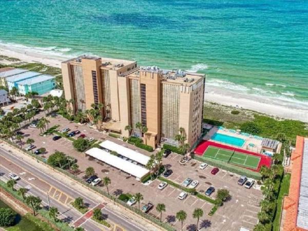 Foto 3: Reflections on the Gulf Indian Rocks Beach FL - 2 Week Minimum Stay