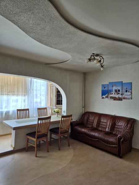 Na zdjęciu widoczny jest obiekt Wind City Apartament położony w mieście Durbe.