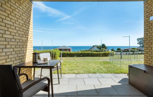 Na zdjęciu widoczny jest obiekt Awesome Apartment In Allinge With Wifi położony w mieście Allinge.