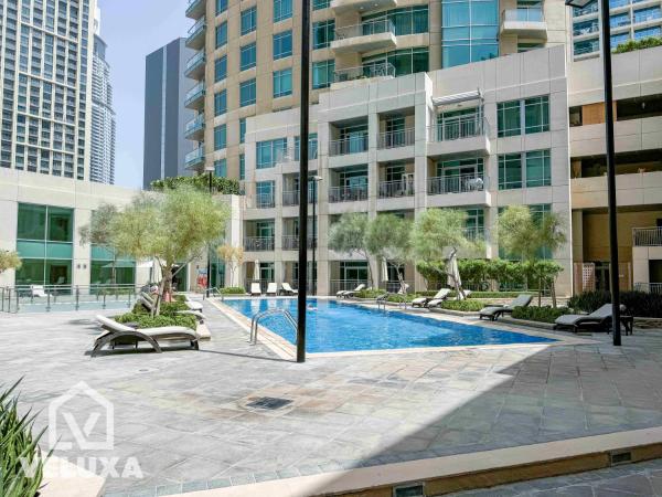 Splendid 1 Bedroom in Burj Views, Dubaj