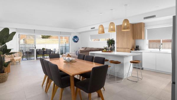Hideaway 2, 3a Lillian St - Filtered Water Views - Nelson Bay