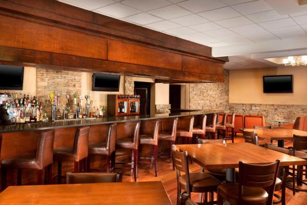 Foto 7: Four Points by Sheraton Asheville Downtown