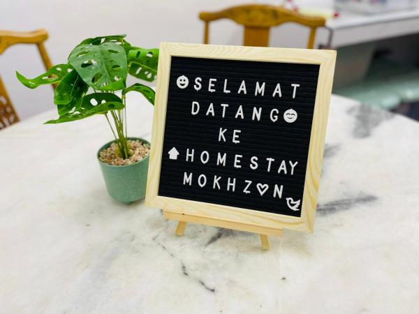 Home In Sepang, Homestay Mokhzan - Sepang