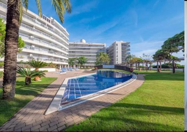 På billedet ses objektet Charming Apartment in Blanes - Sea View and Pool beliggende i byen Blanes.