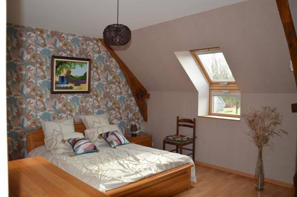 A la foto es mostra l'objecte chambre a la campagne situat a la ciutat de Yvrandes.